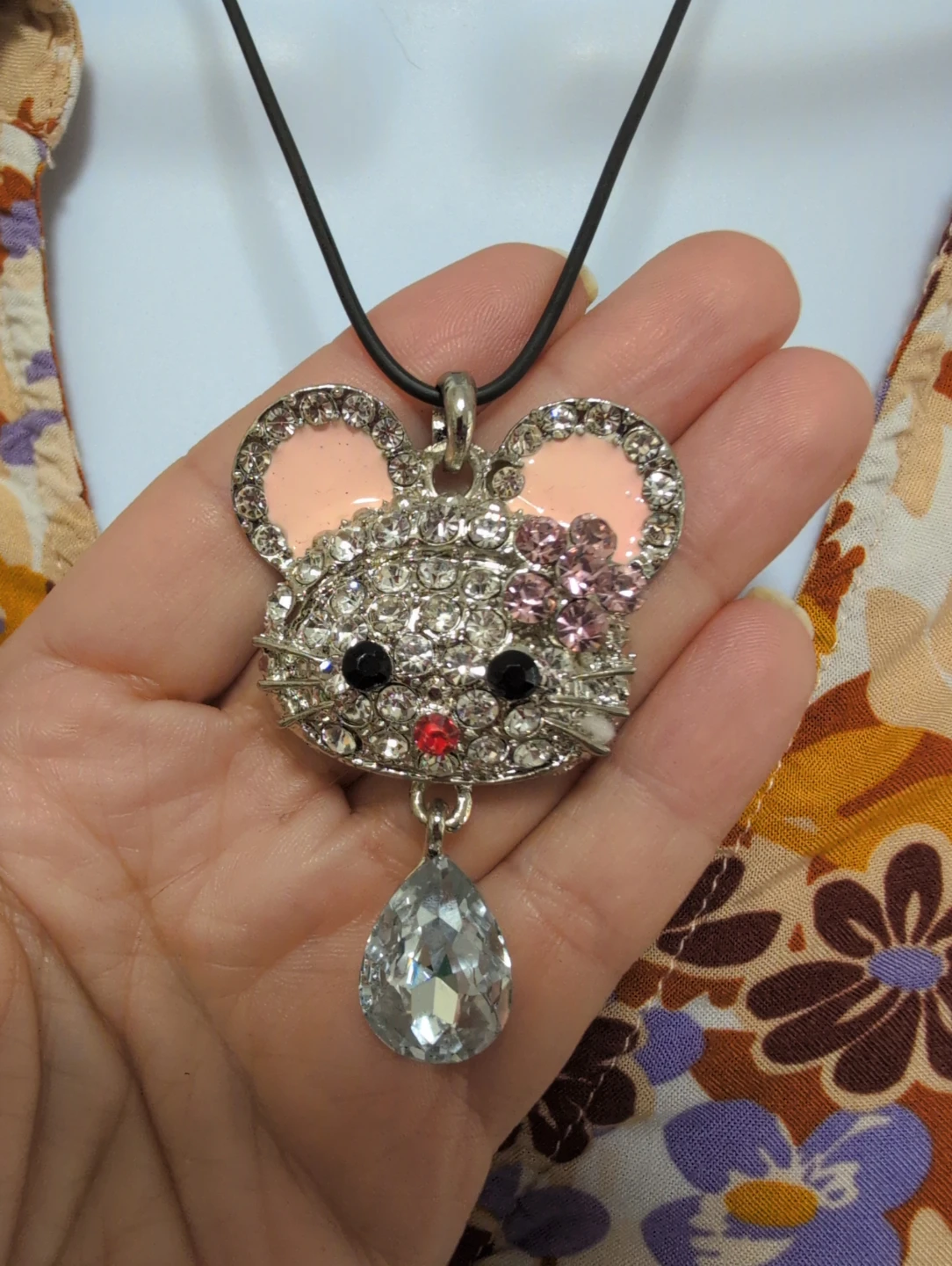 Rhinestone Mouse Pendant Necklace - photo 2