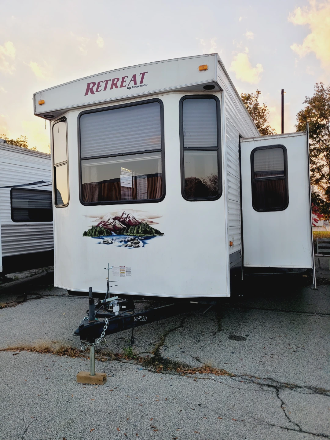 Keystone Retreat Park model Travel Trailer