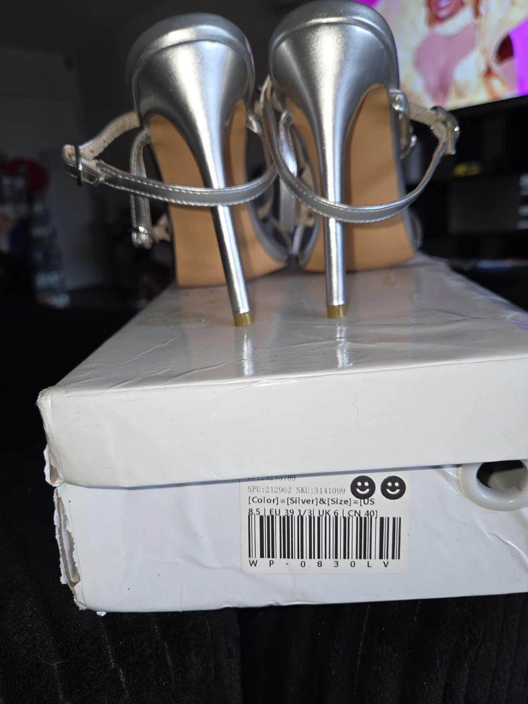 Studded Strap Stiletto Heels in a Ladies 8½ - photo 4