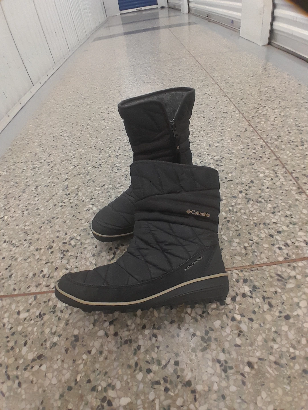 Columbia Waterproof Winter Boots Women's Size 9 - photo 4
