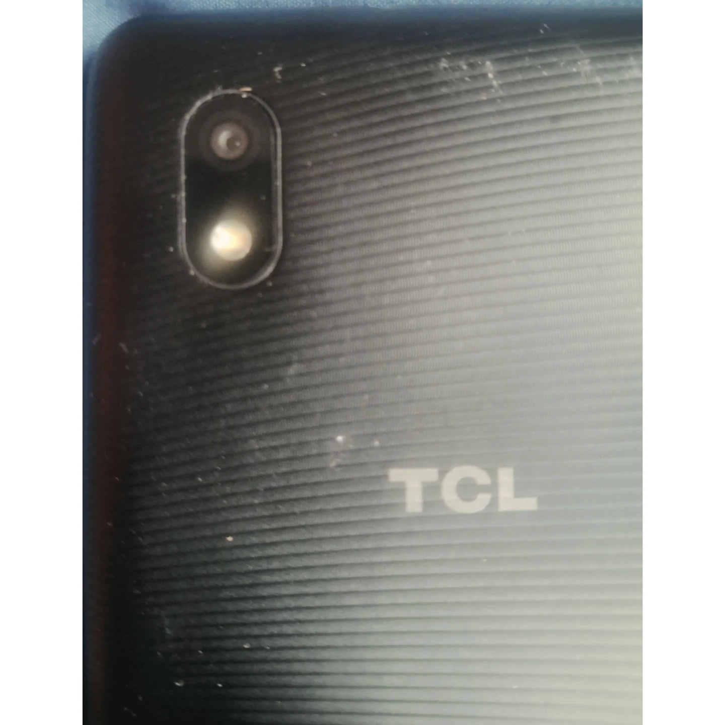 TCL Smartphone – For Parts / Not Working - photo 3