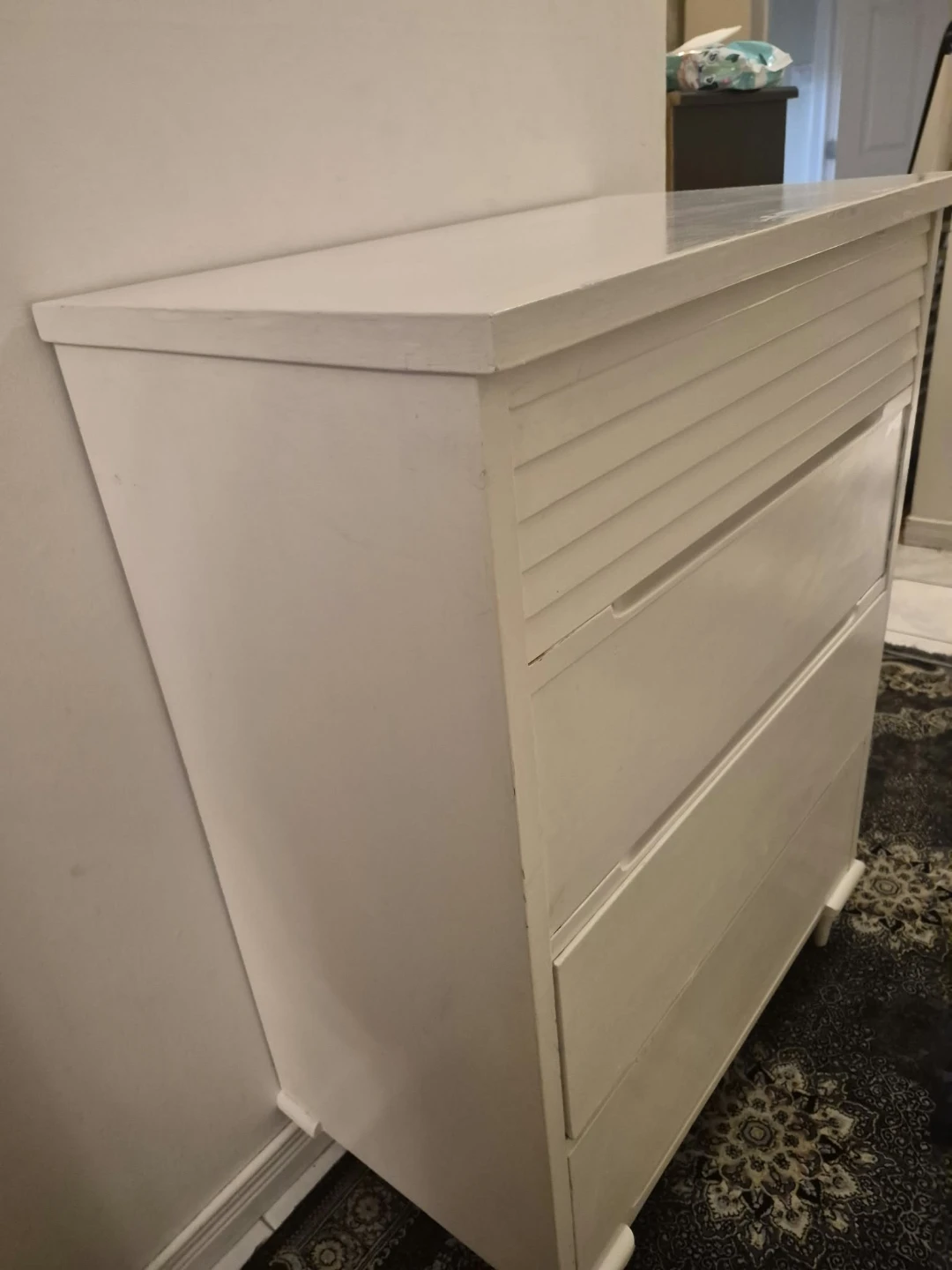 White 4-Drawer Wooden Dresser