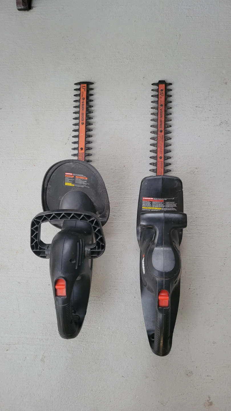 Two Black & Decker 17 inch Hedge Trimmers - photo 2