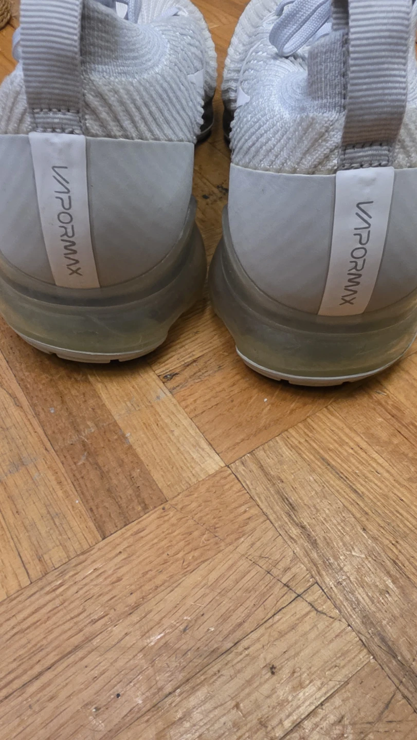 Nike Air VaporMax Flyknit White - photo 5