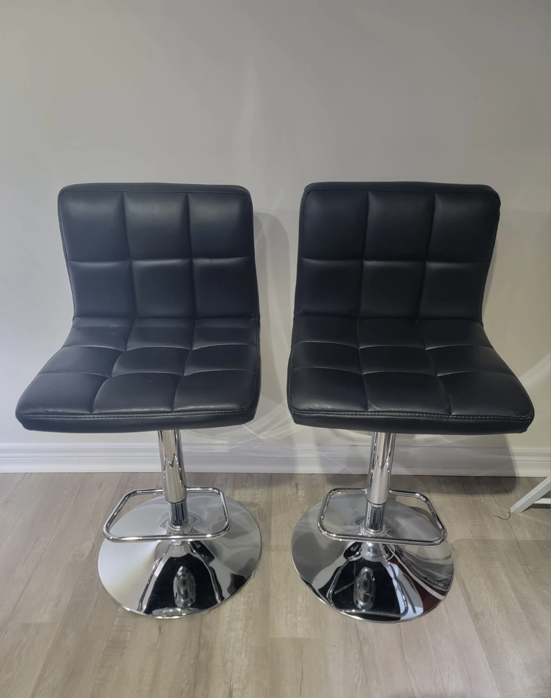 Set of 2 Black Faux Leather Adjustable Bar Stools