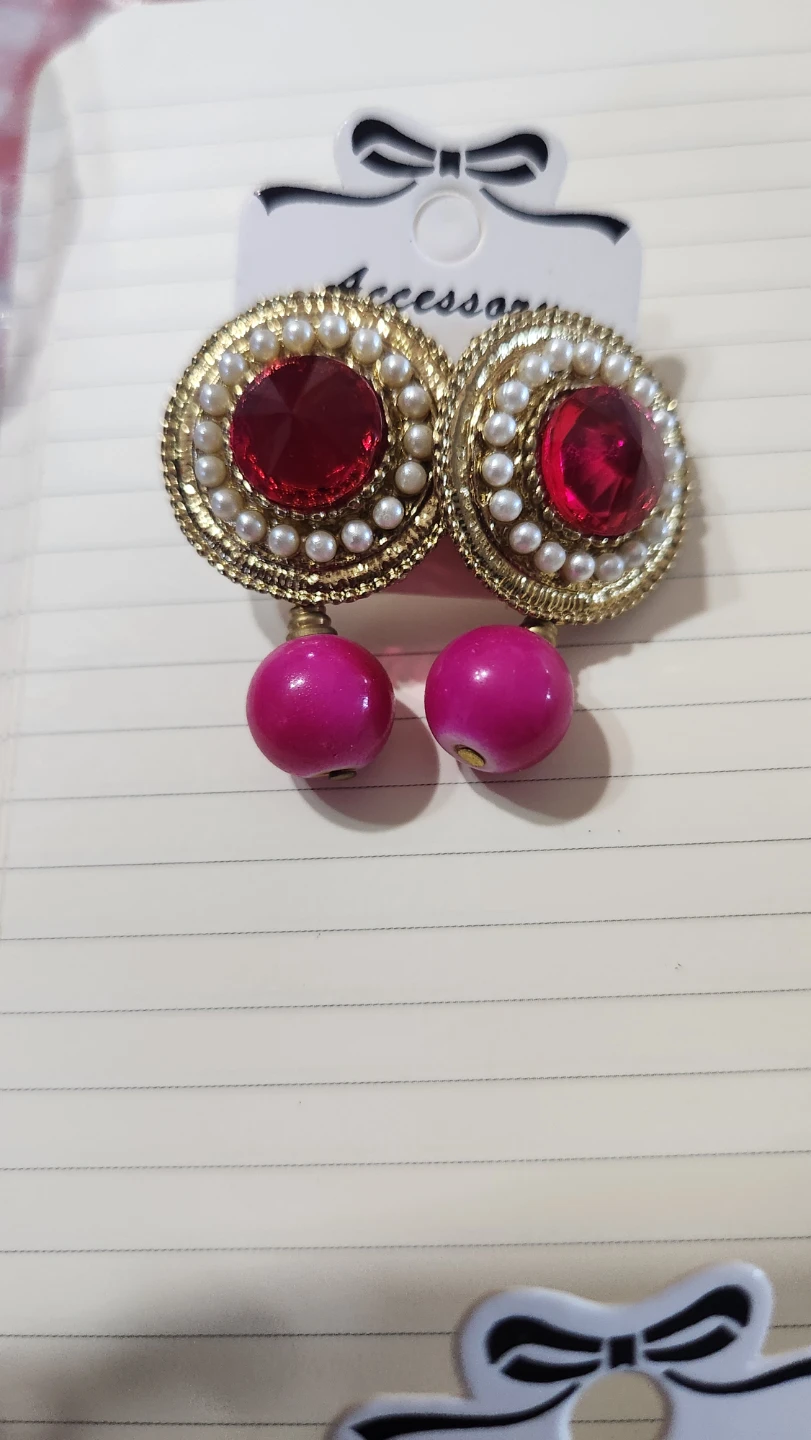 Set of 3 Fashion Earring Pairs - photo 4