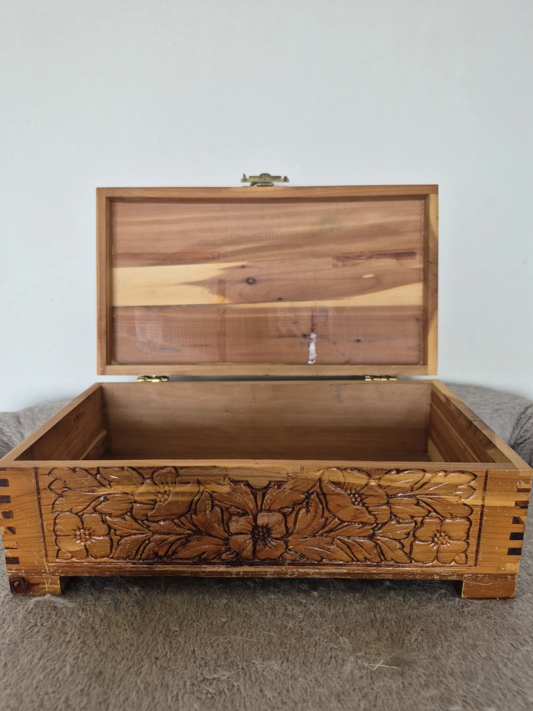 Carved Wooden Keepsake Box - photo 4