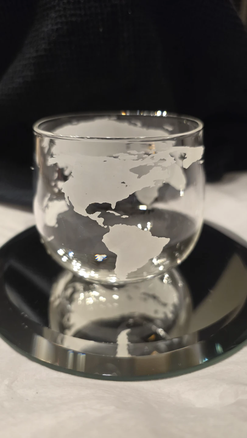 Set of Two Etched World Map Lowball Whiskey Glasses - photo 3