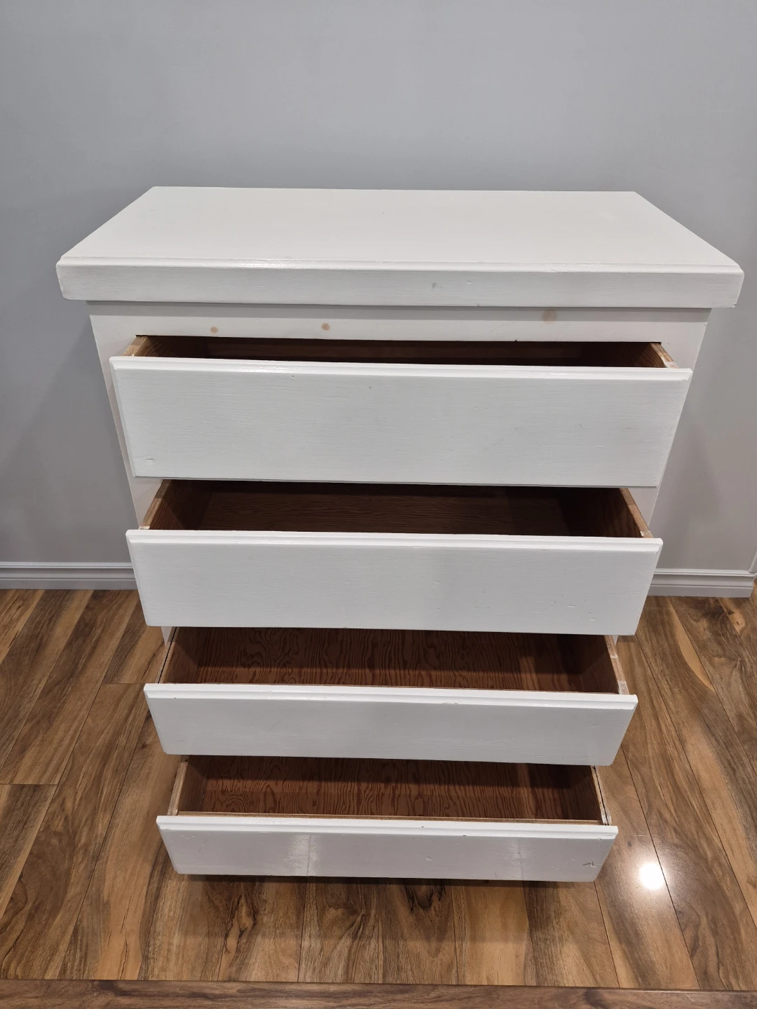 White 4 drawer dresser/chest - photo 2