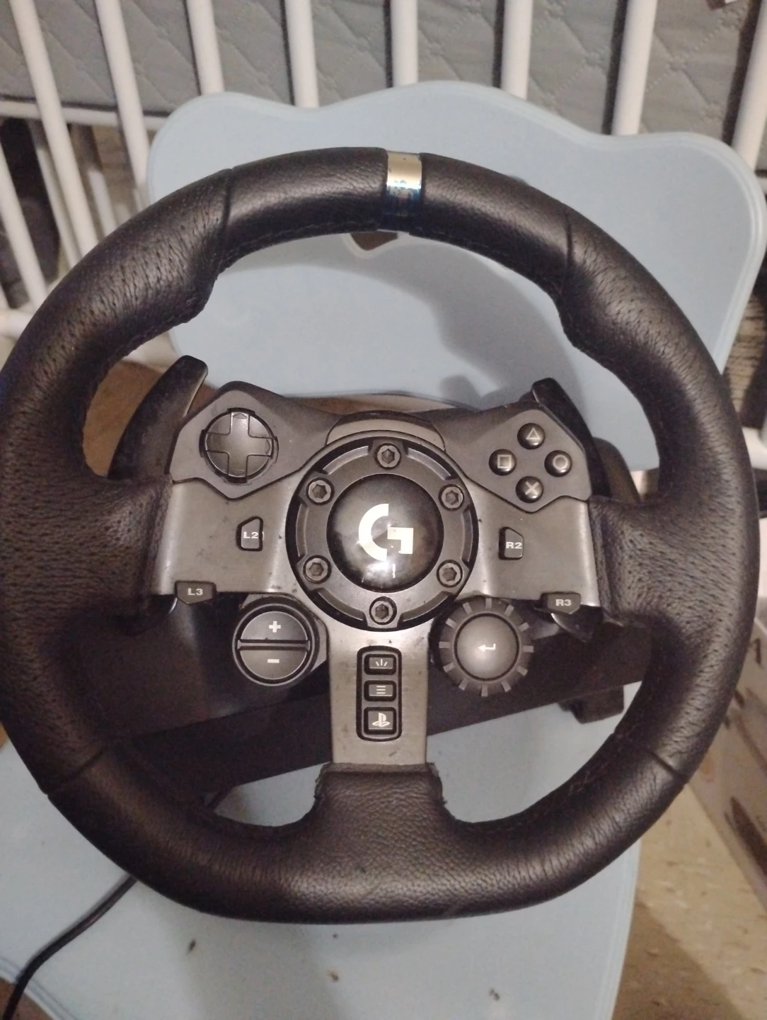 Logitech G923 Driving Force Racing Wheel and Pedals