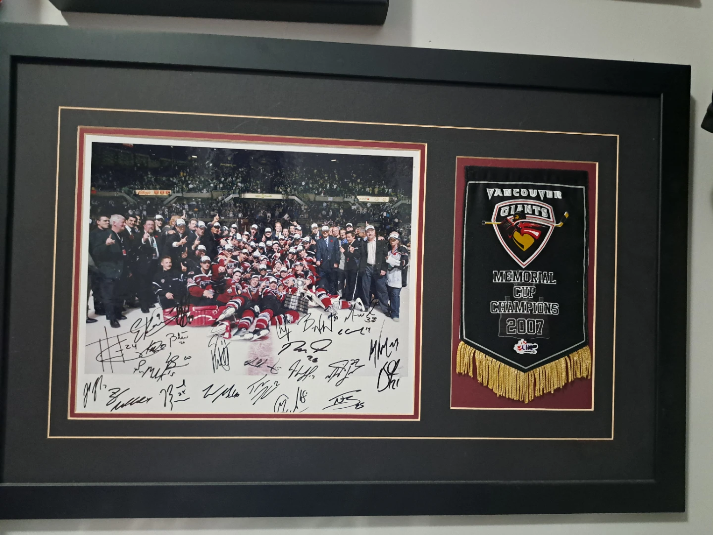 Vancouver Giants 2007 Memorial Cup Framed Photo & Banner