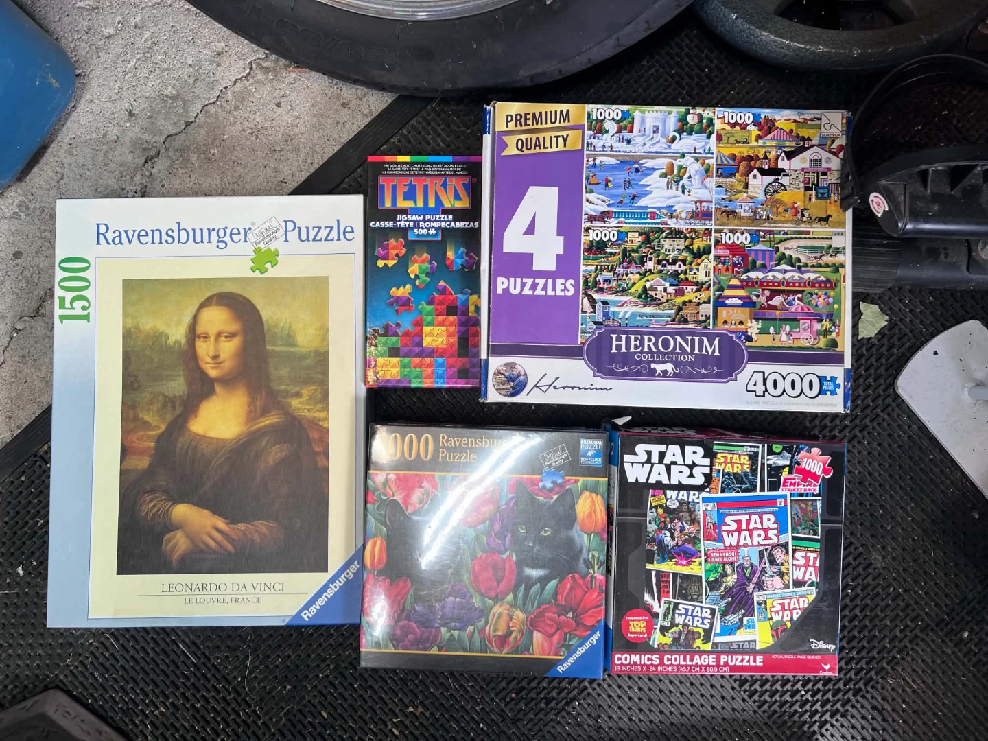 Assorted Jigsaw Puzzles Bundle