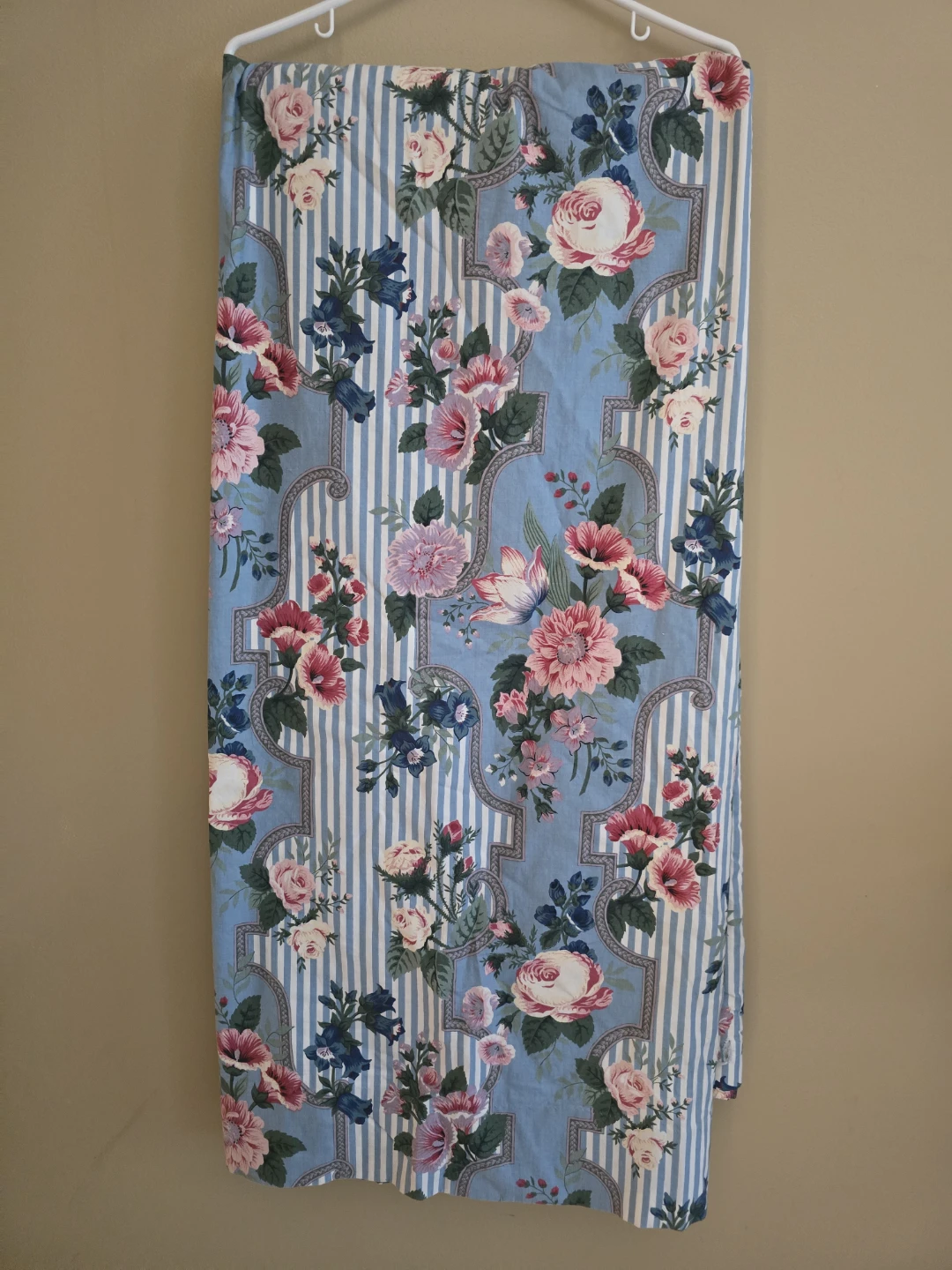 Vintage Floral Print shower and window Curtain Panel