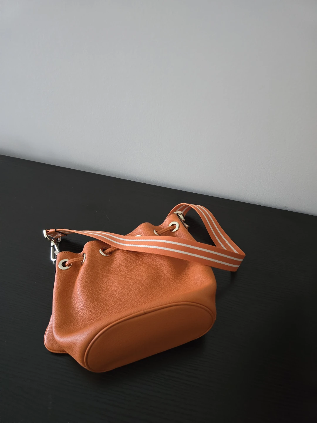 Kate Spade Orange Bucket Bag with Pouch - photo 2