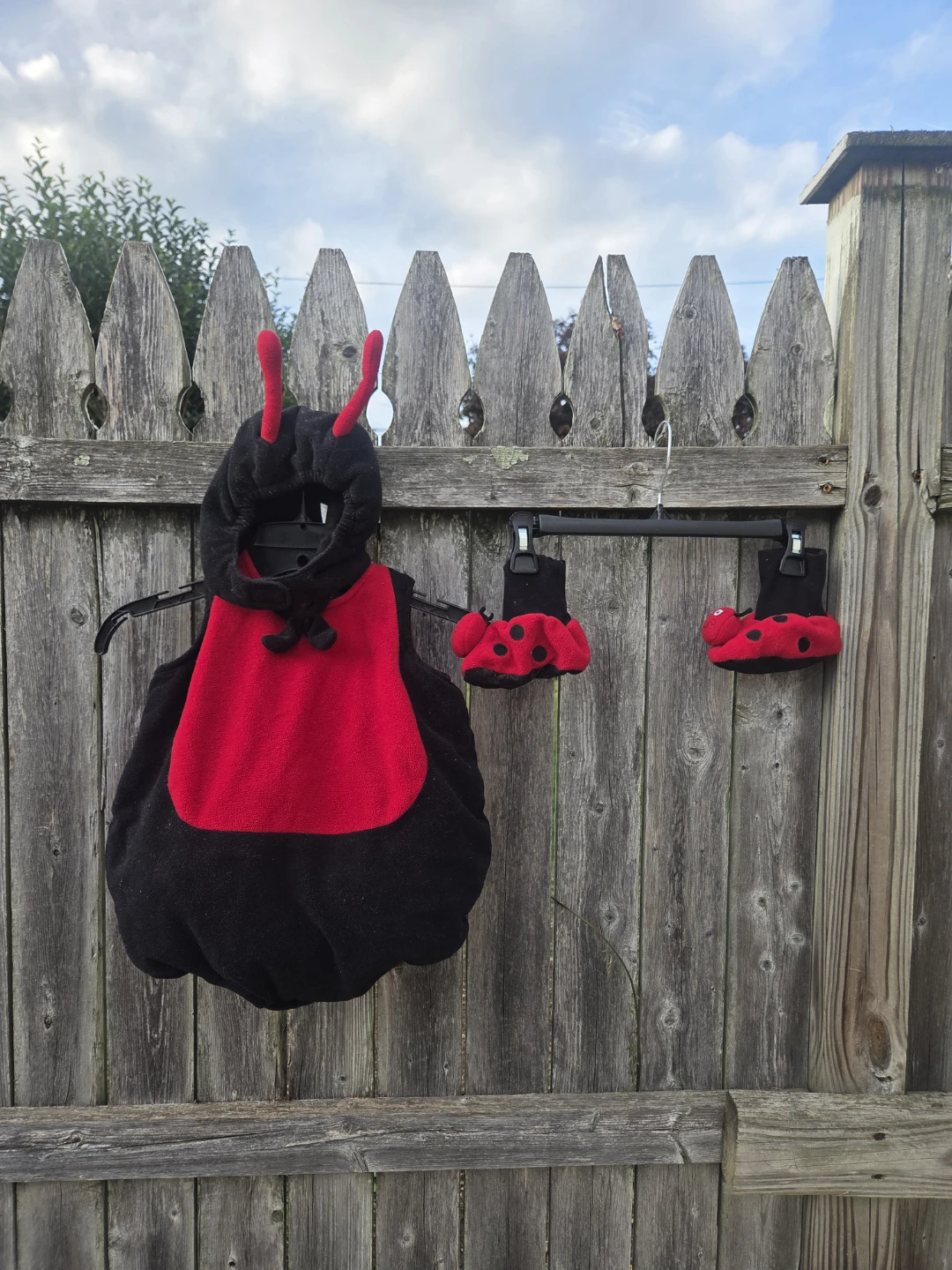 Childrens place Baby Ladybug Halloween Costume 6-12 Months