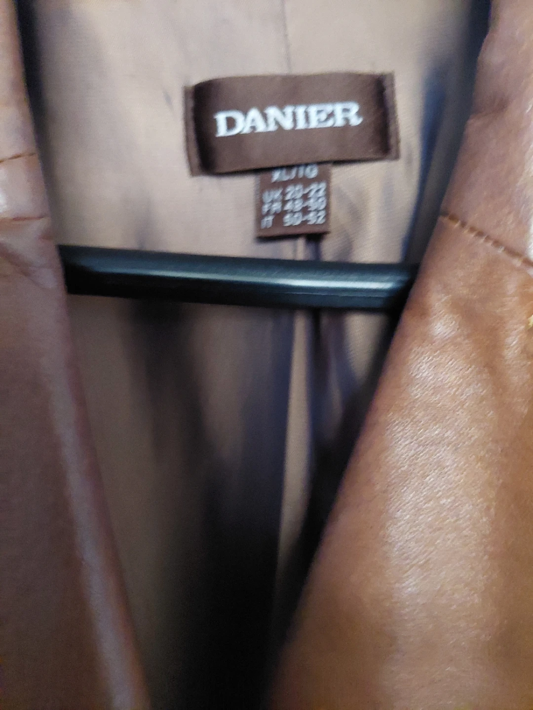 Danier Brown Leather Coat - XL - photo 3