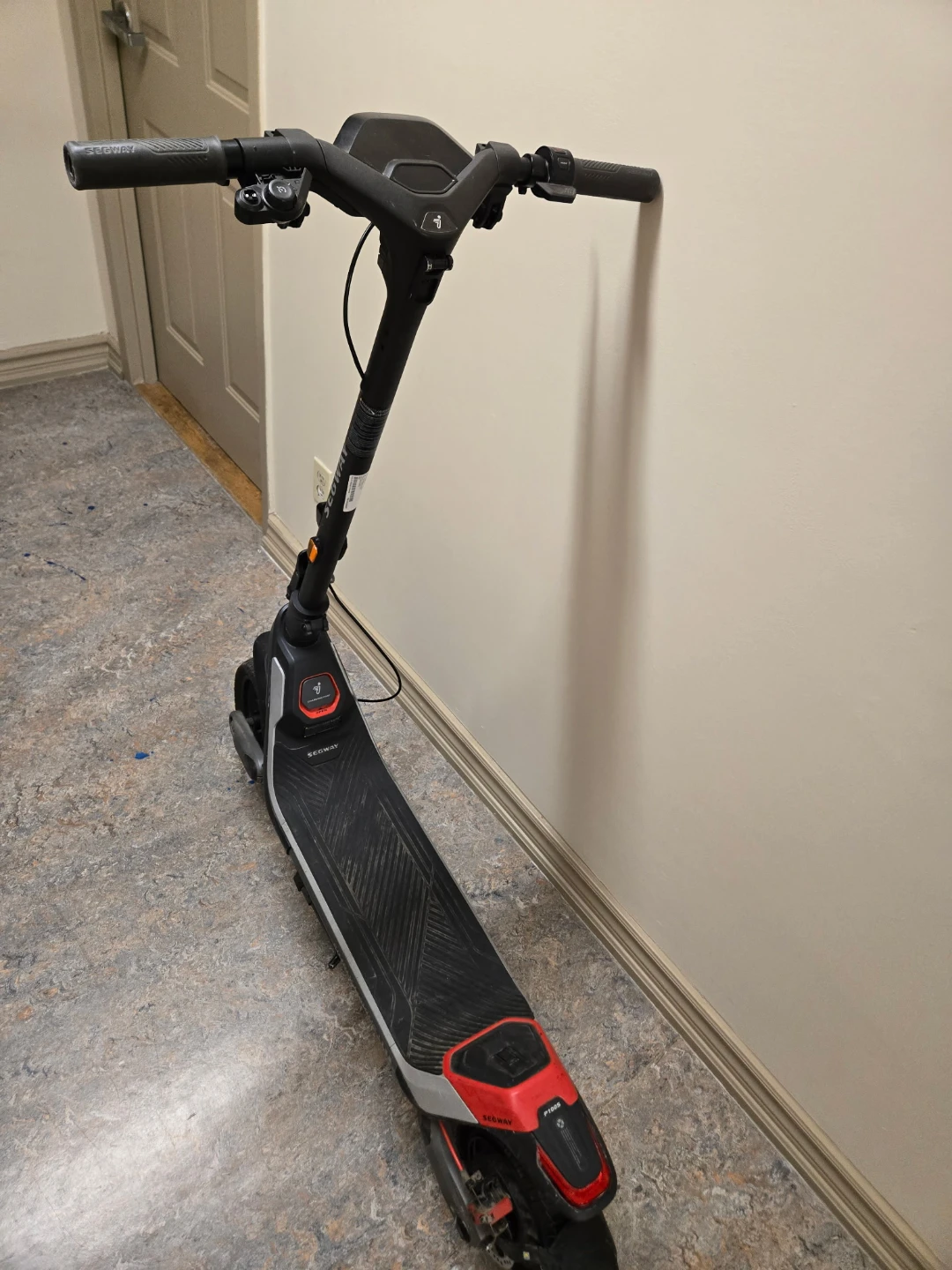 Segway Ninebot P100S Electric Kickscooter - photo 3