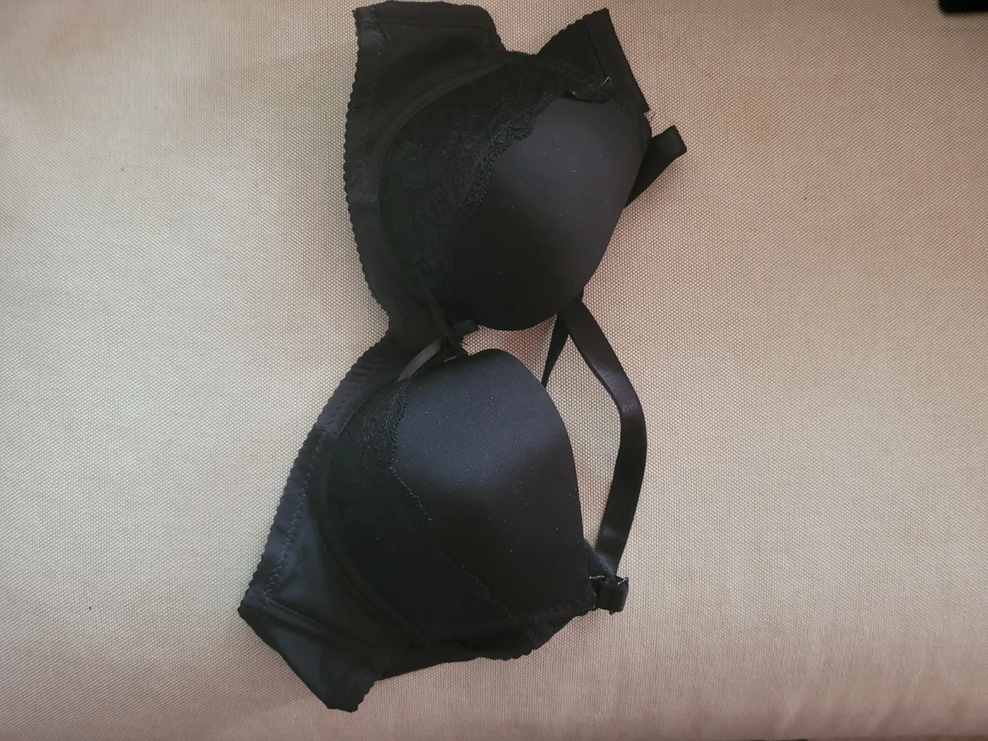 Black La Senza Bra large
