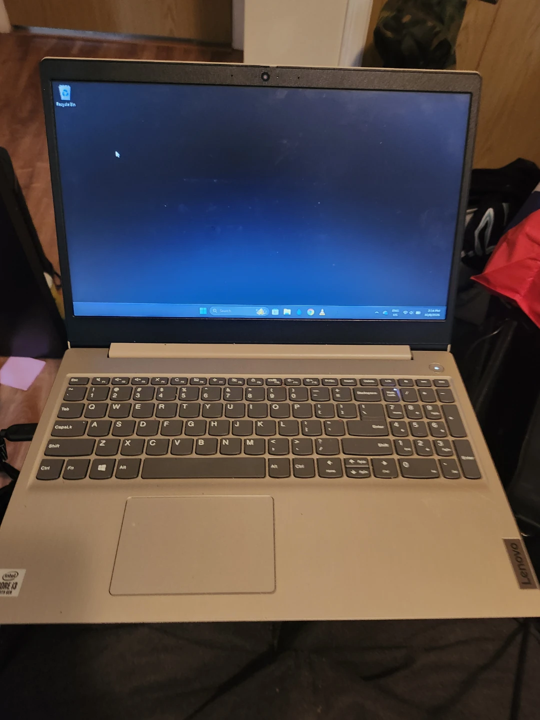 Lenovo IdeaPad  3 (core i3, 10gen. Processor)8GB RAM /128GB SDD!