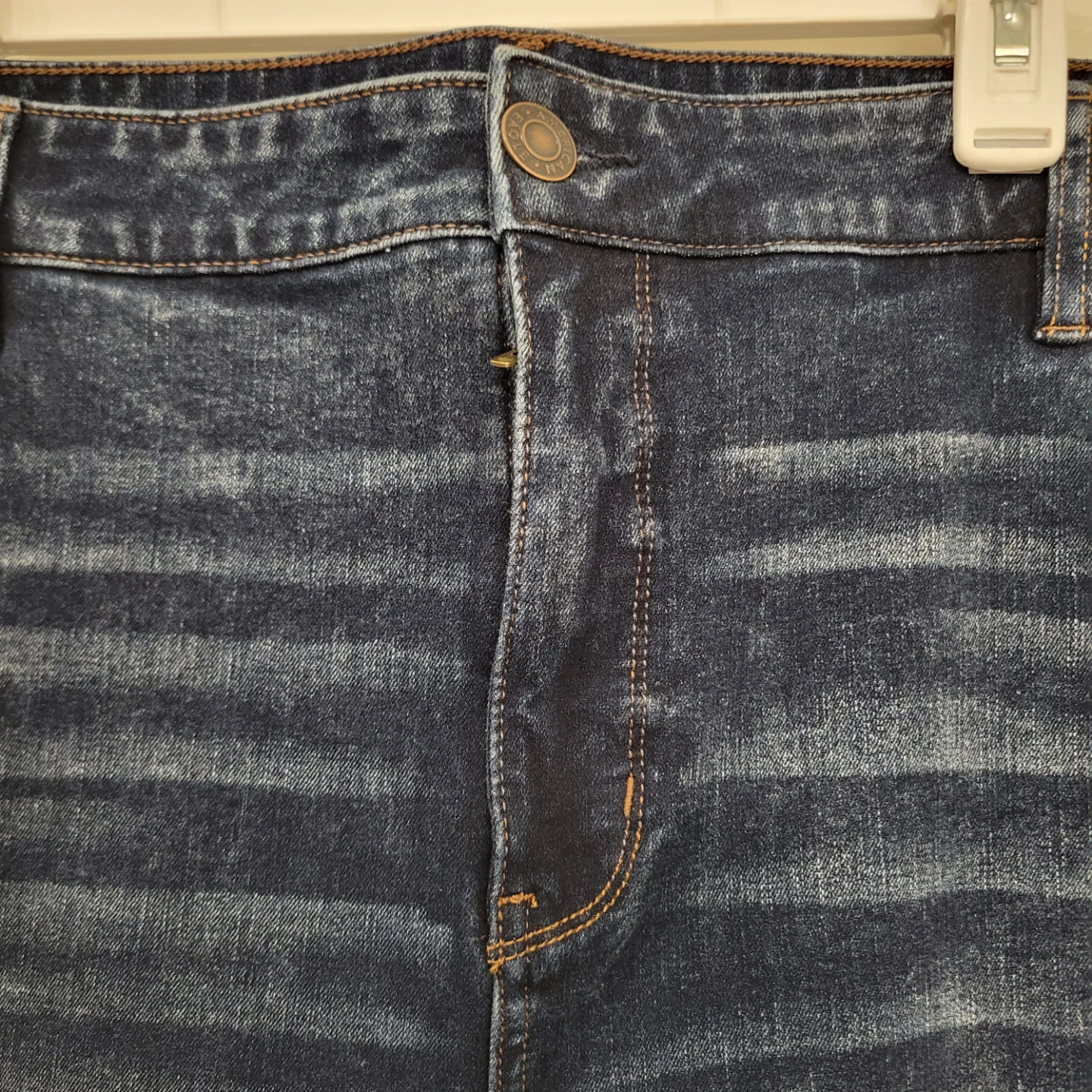 American Eagle Distressed Jeans - photo 4