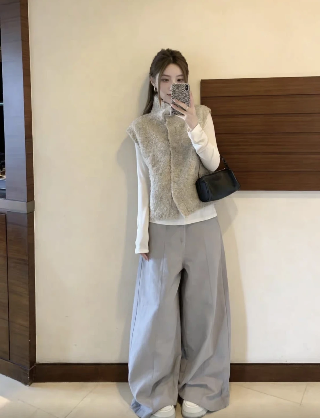 Cream Shearling Vest - photo 3
