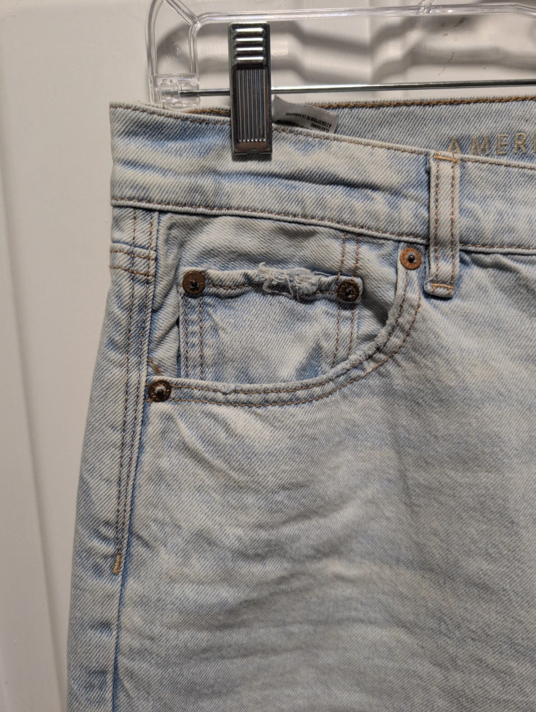 American Eagle Light Wash Jeans - photo 3