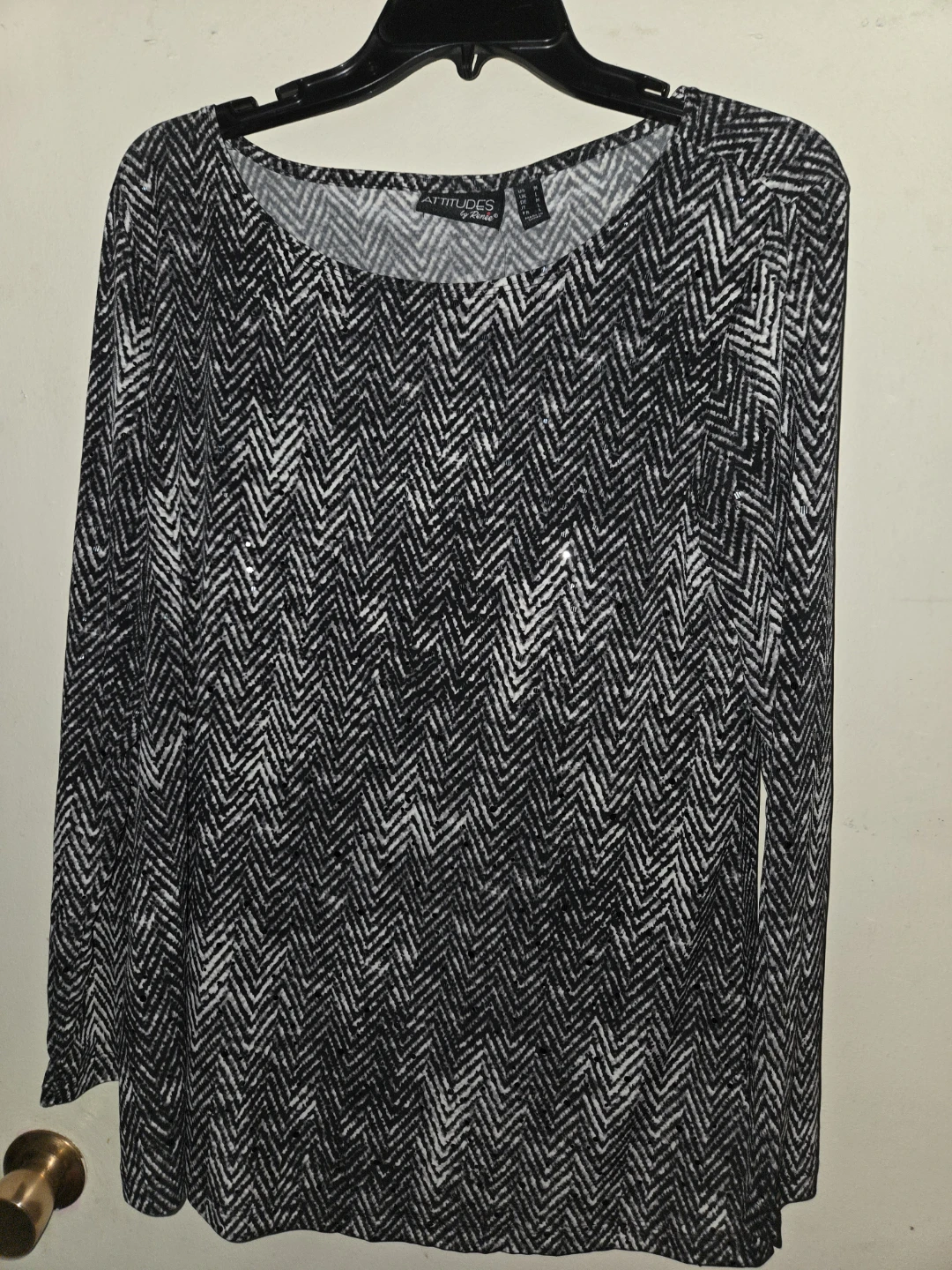 Attitudes By Renee Zig Zag B&W Long-Sleeved Top in a Ladies M - photo 2