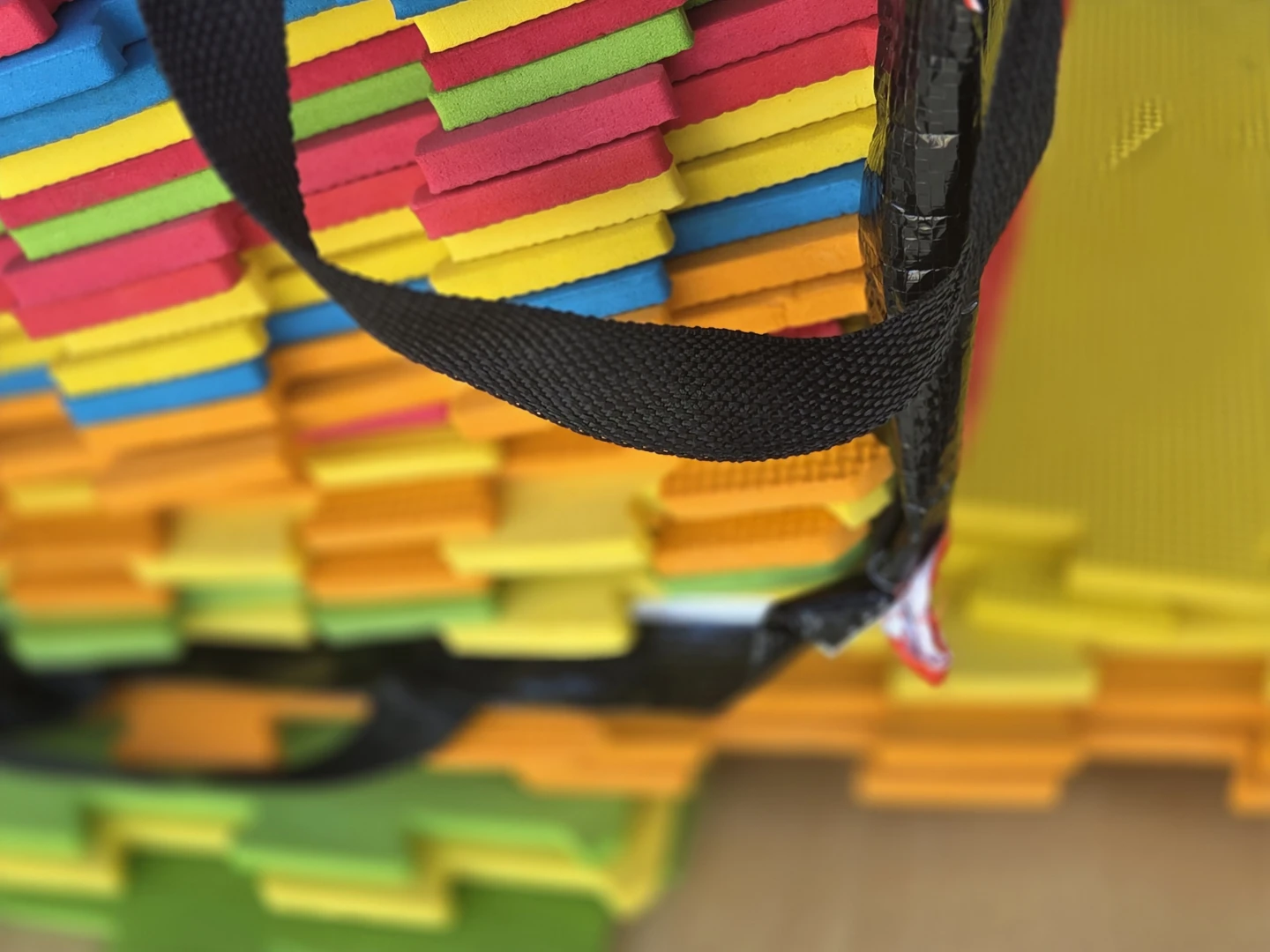 Set of multi-coloured foam play mats - photo 3
