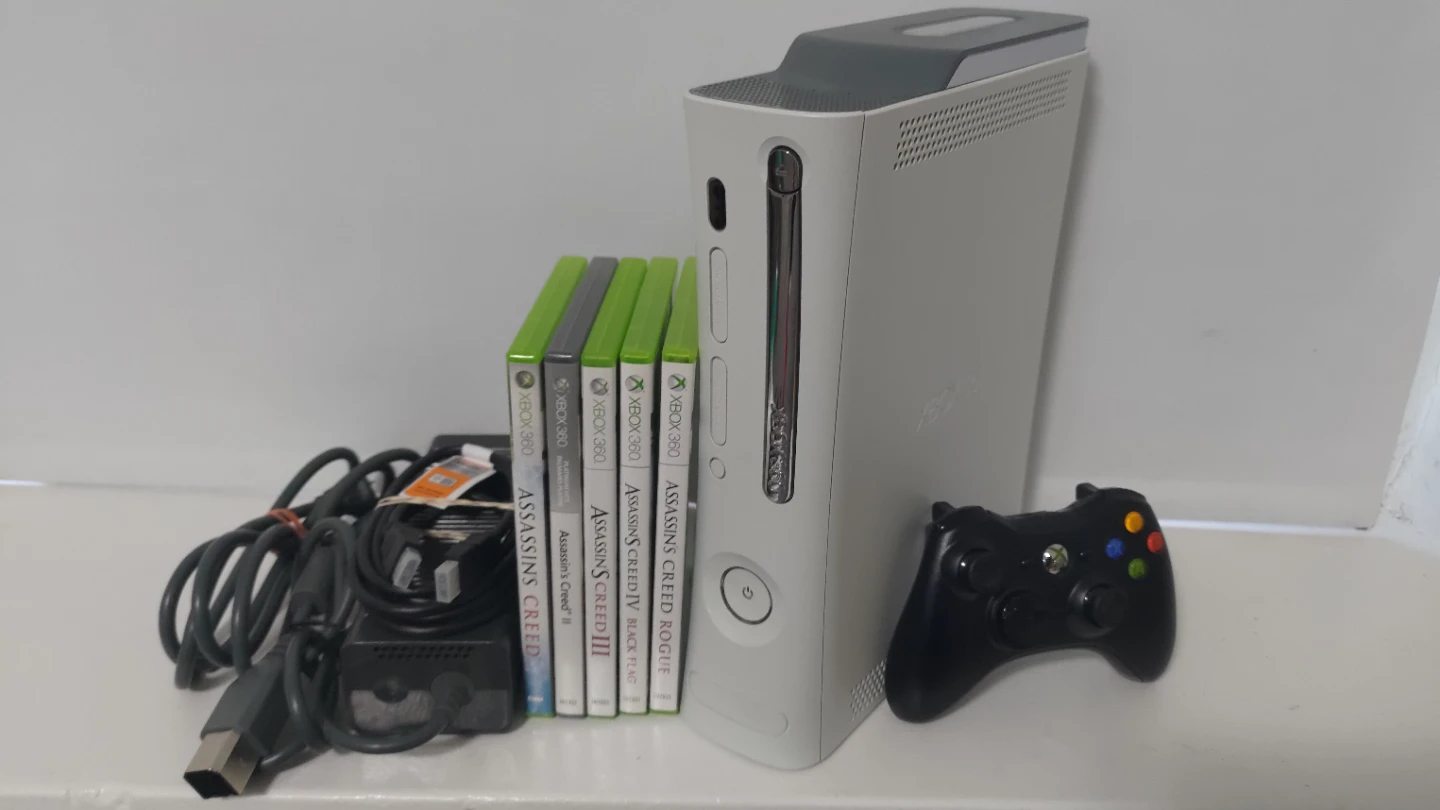 Xbox 360 Console Bundle