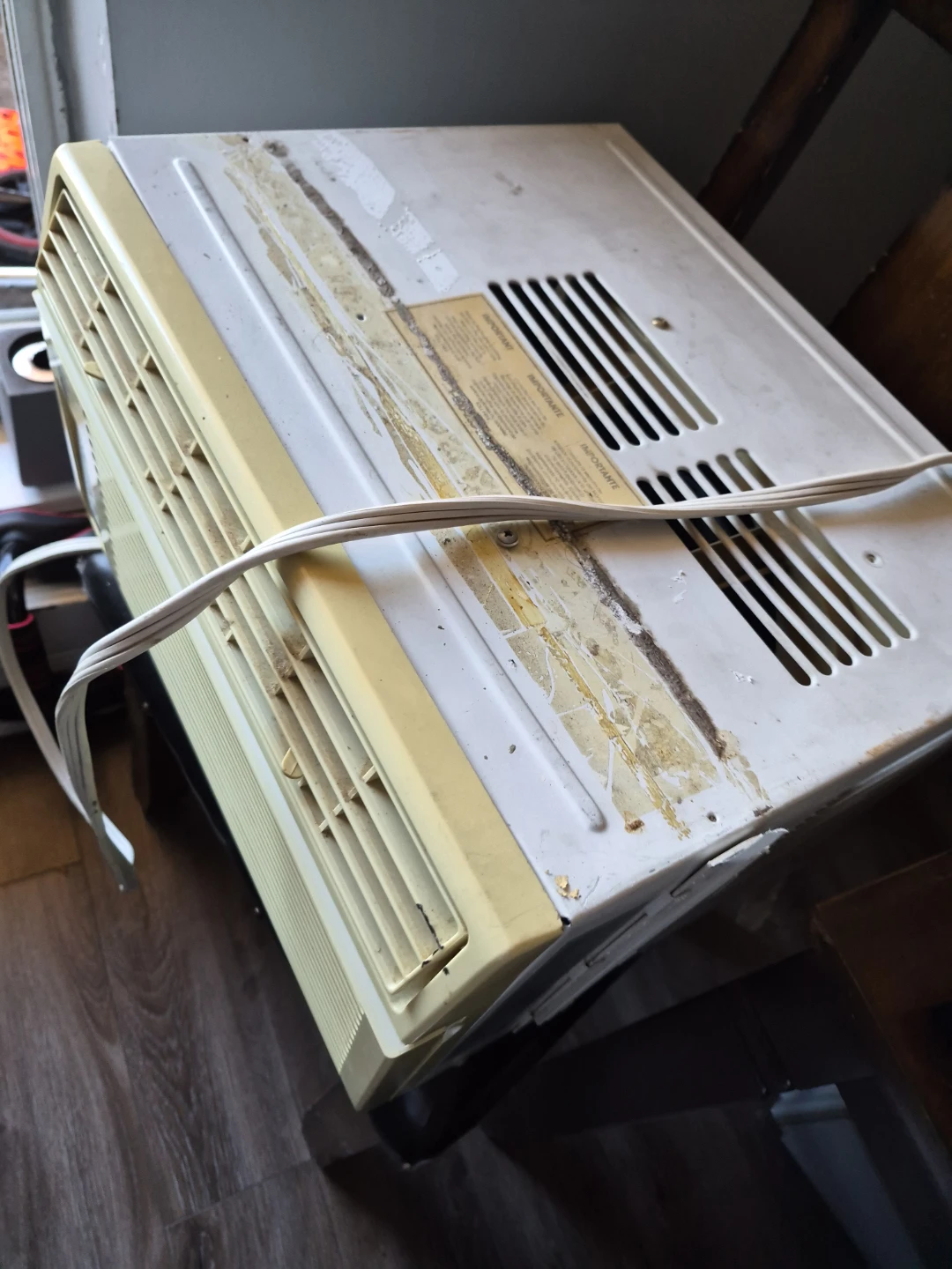 Danby 6,000 BTU Room Air Conditioner - photo 3