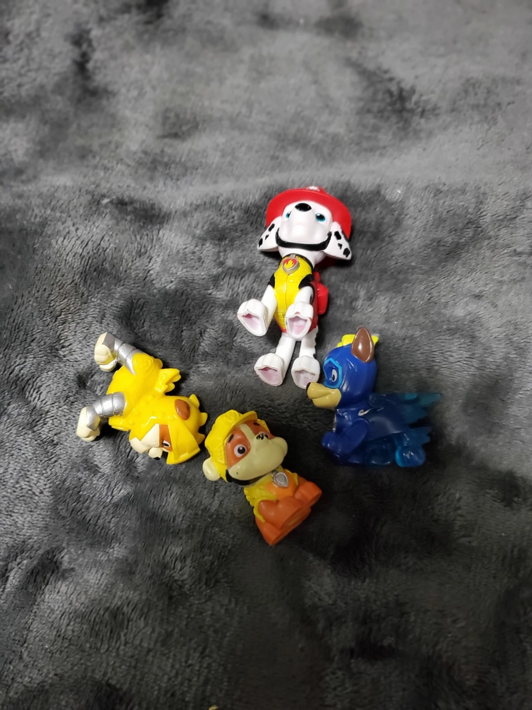 Set of 4 Paw Patrol Action Figures