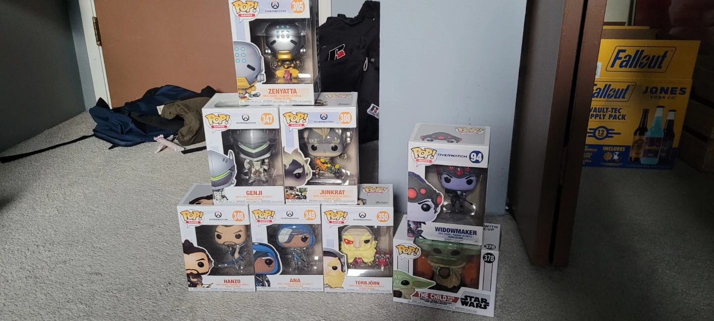 Funko Pops Overwatch and Grogu