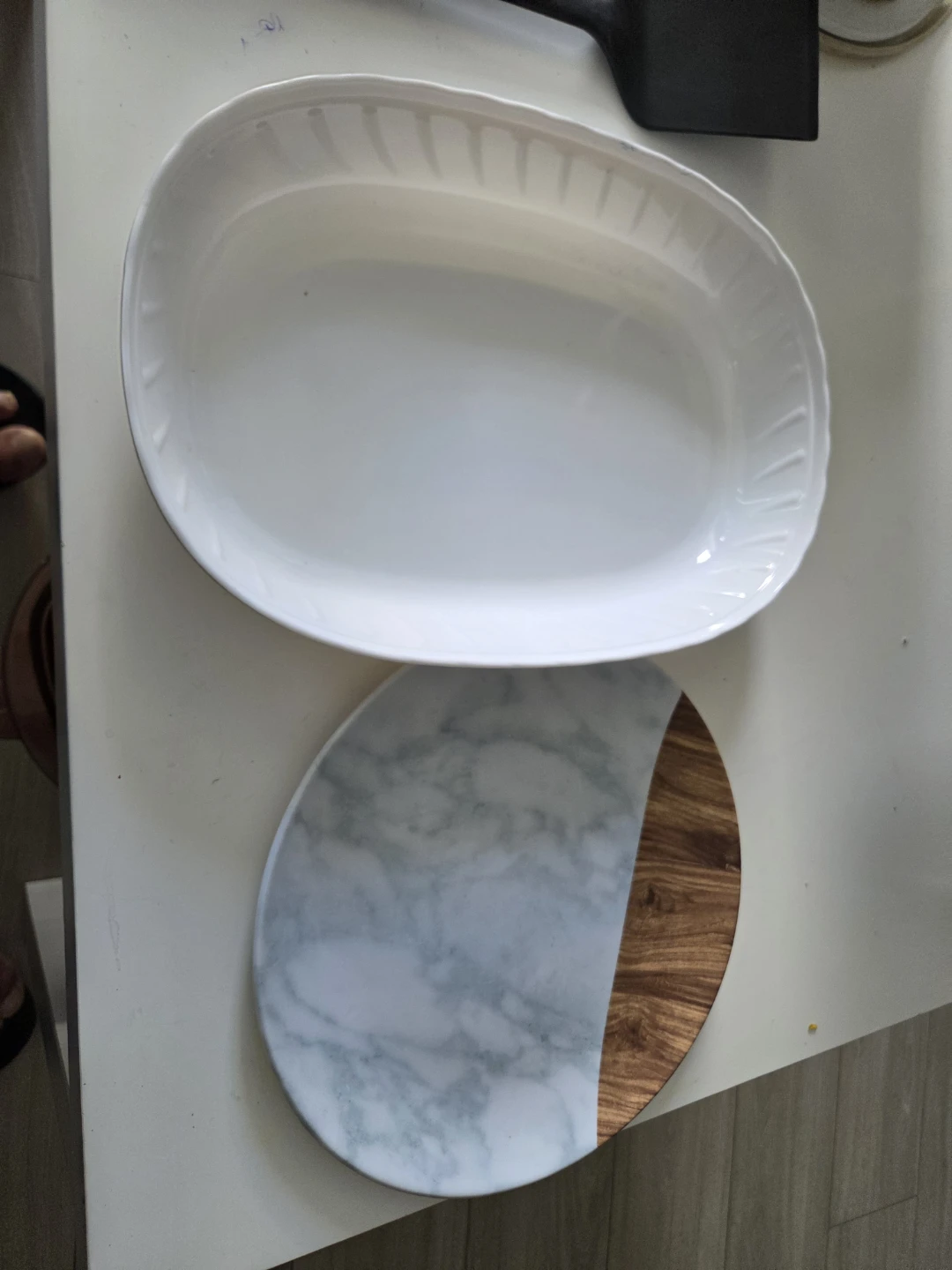 Mela-Ware Melamine Serving Dish and Plate - photo 2