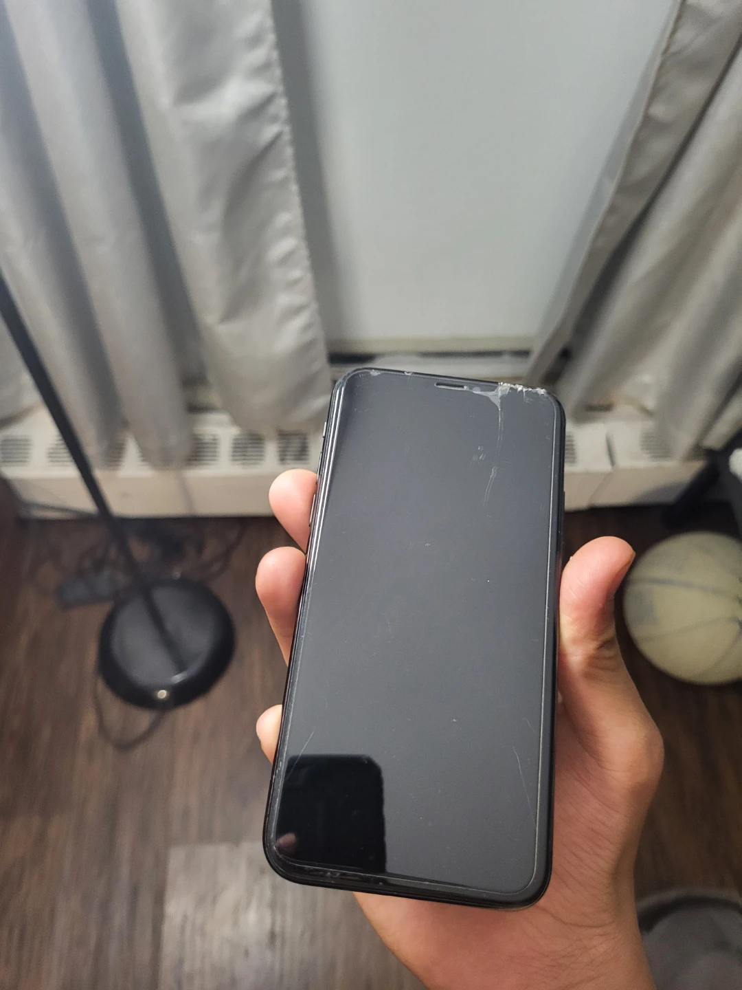 Apple iPhone XS - photo 3