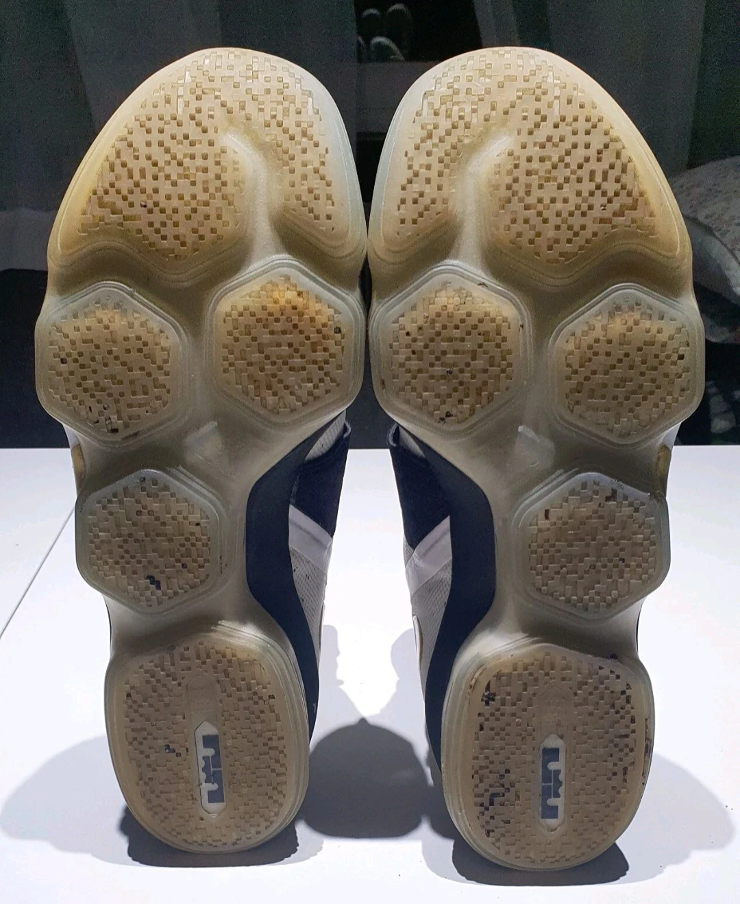 Nike LeBron Soldier 10 Basketball Shoes, Size 11 (89) - photo 5