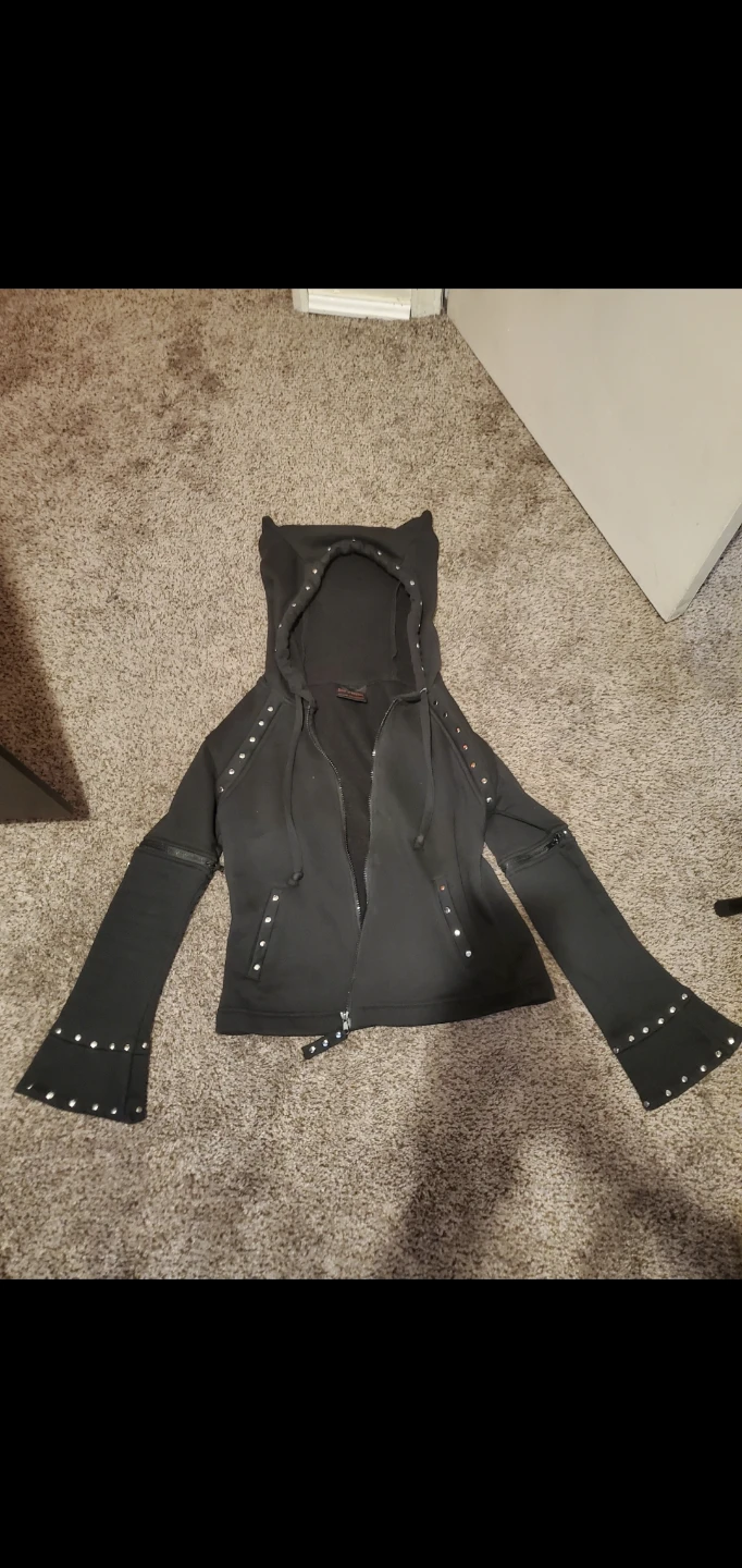 Vintage Queen of the Darkness Black Cat Ear Hoodie with Studs - photo 3