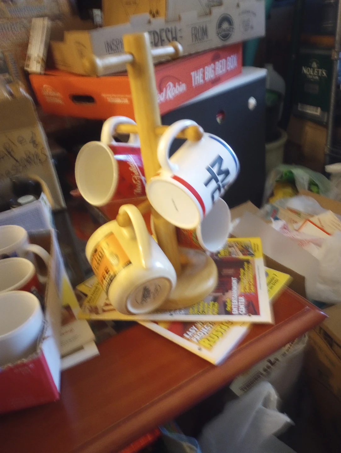 Wooden Coffee cup tree with a couple of coffee cups - photo 3