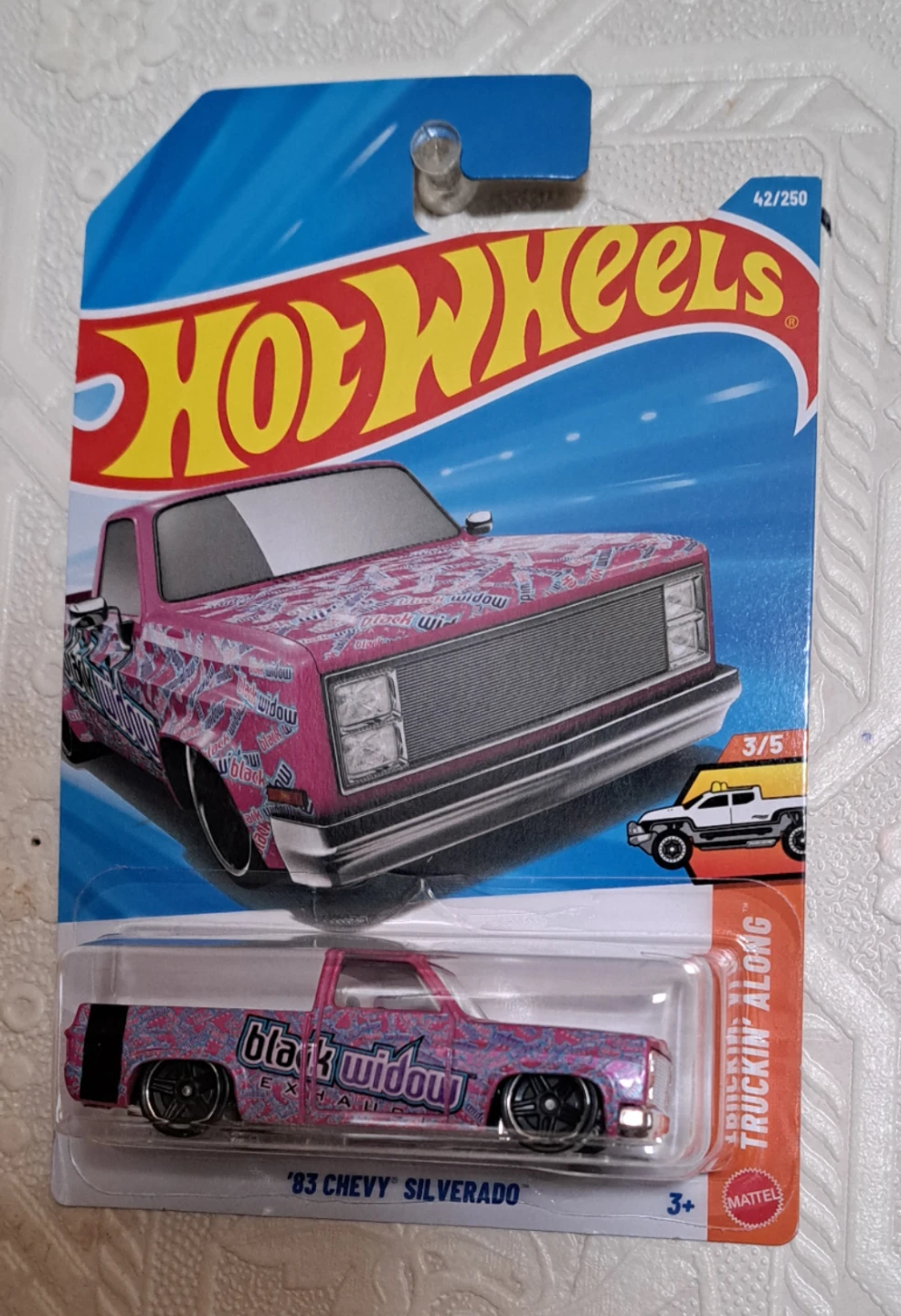 Hot Wheels '83 Chevy Silverado Truckin' Along