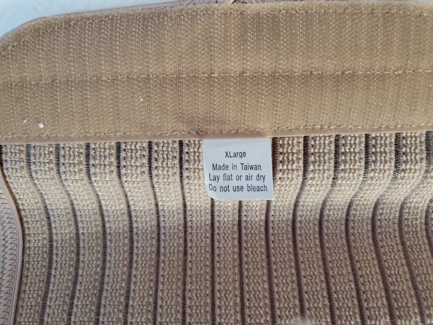 XL Back Support Brace - photo 4