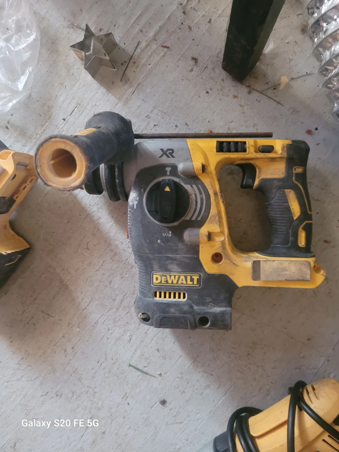DEWALT XR Brushless Rotary Hammer Drill
