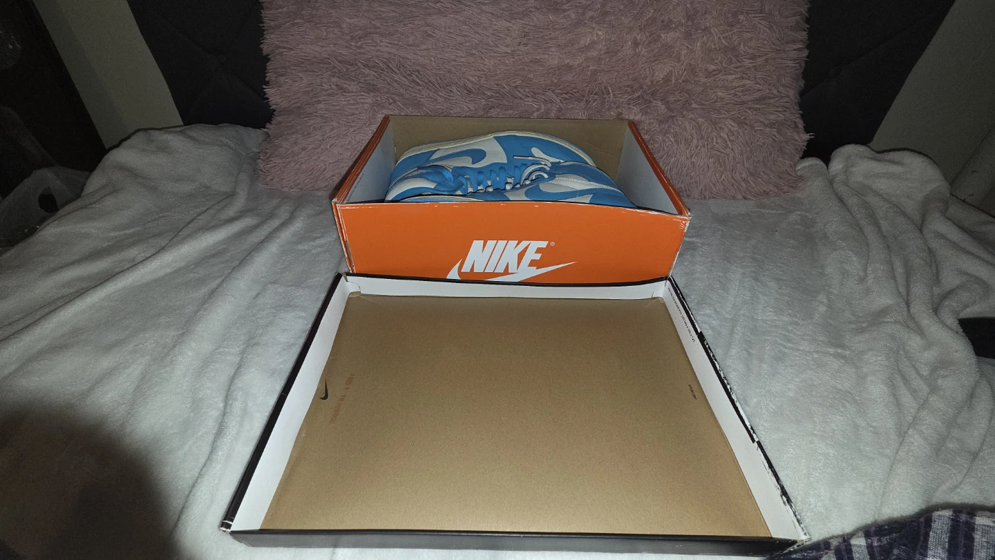 Air Jordan 1 Retro HIGH OG "DK Powder Blue"  SIZE 11 - photo 3