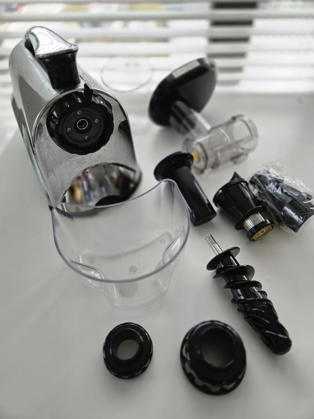 Omega NC900C Juicer - PICKUP only
