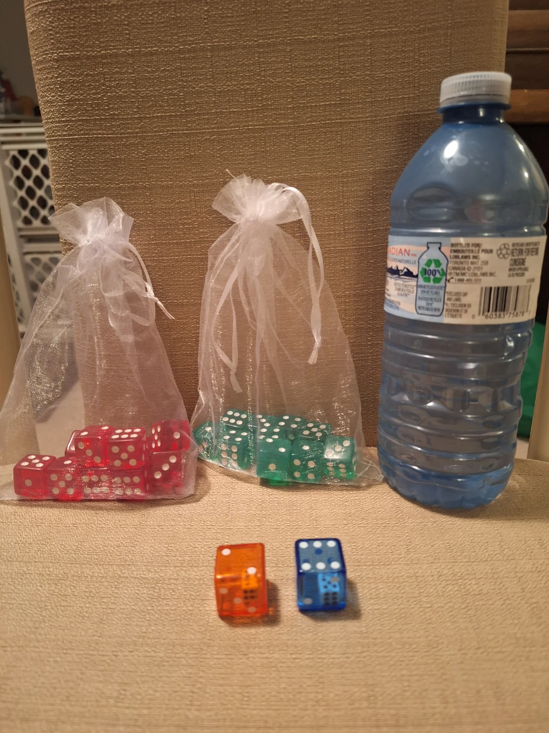 Set of assorted colourful dice - photo 3