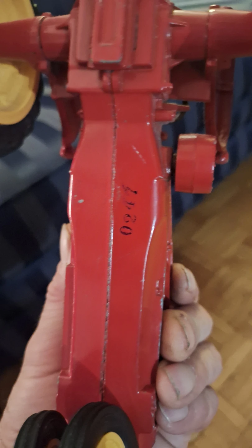Massey-Harris 33 Special Edition Tractor - photo 2
