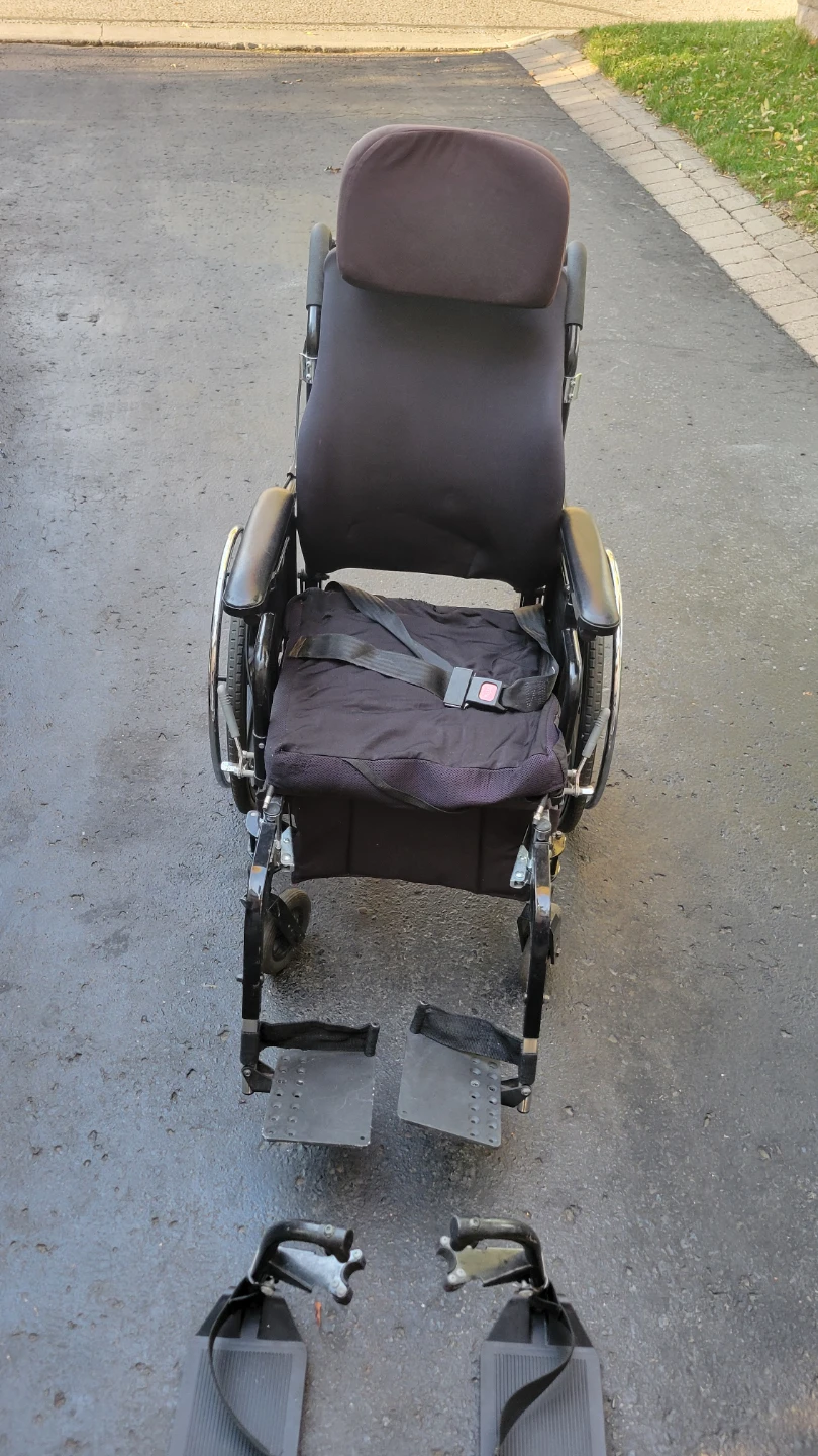 SuperTilt -V Wheelchair with Headrest and Seatbelt - photo 2