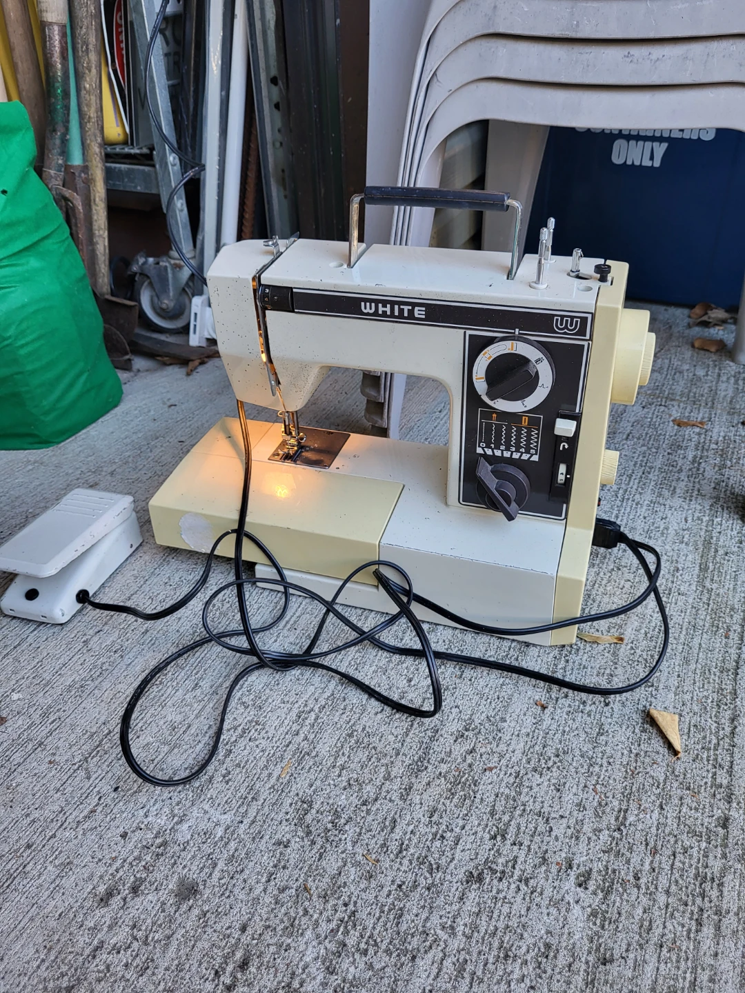 White Sewing Machine
