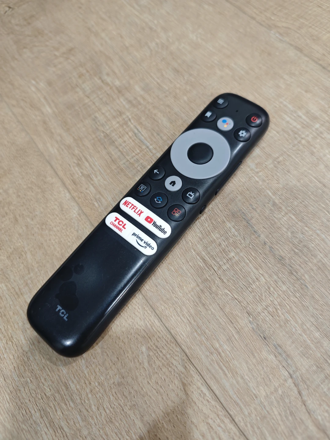 Like new TCL 43-inch 4K UHD Smart Google TV 43S446-CA - photo 3