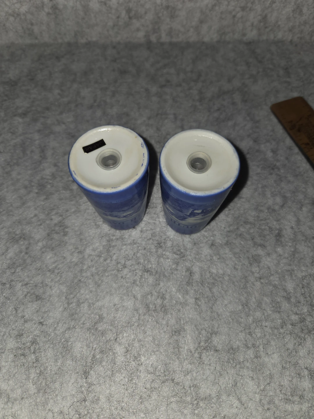 South Dakota Mount Rushmore Salt and Pepper Shakers - photo 3
