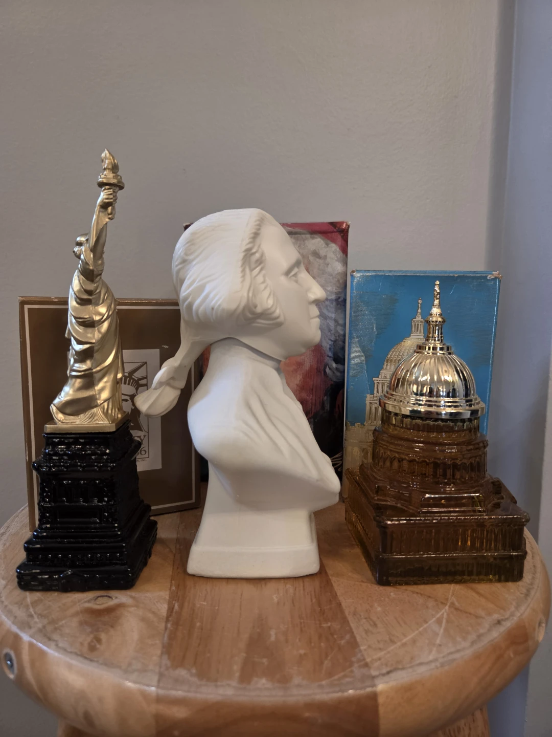 Set of 3 Vintage Avon Collectible Decanters - photo 3