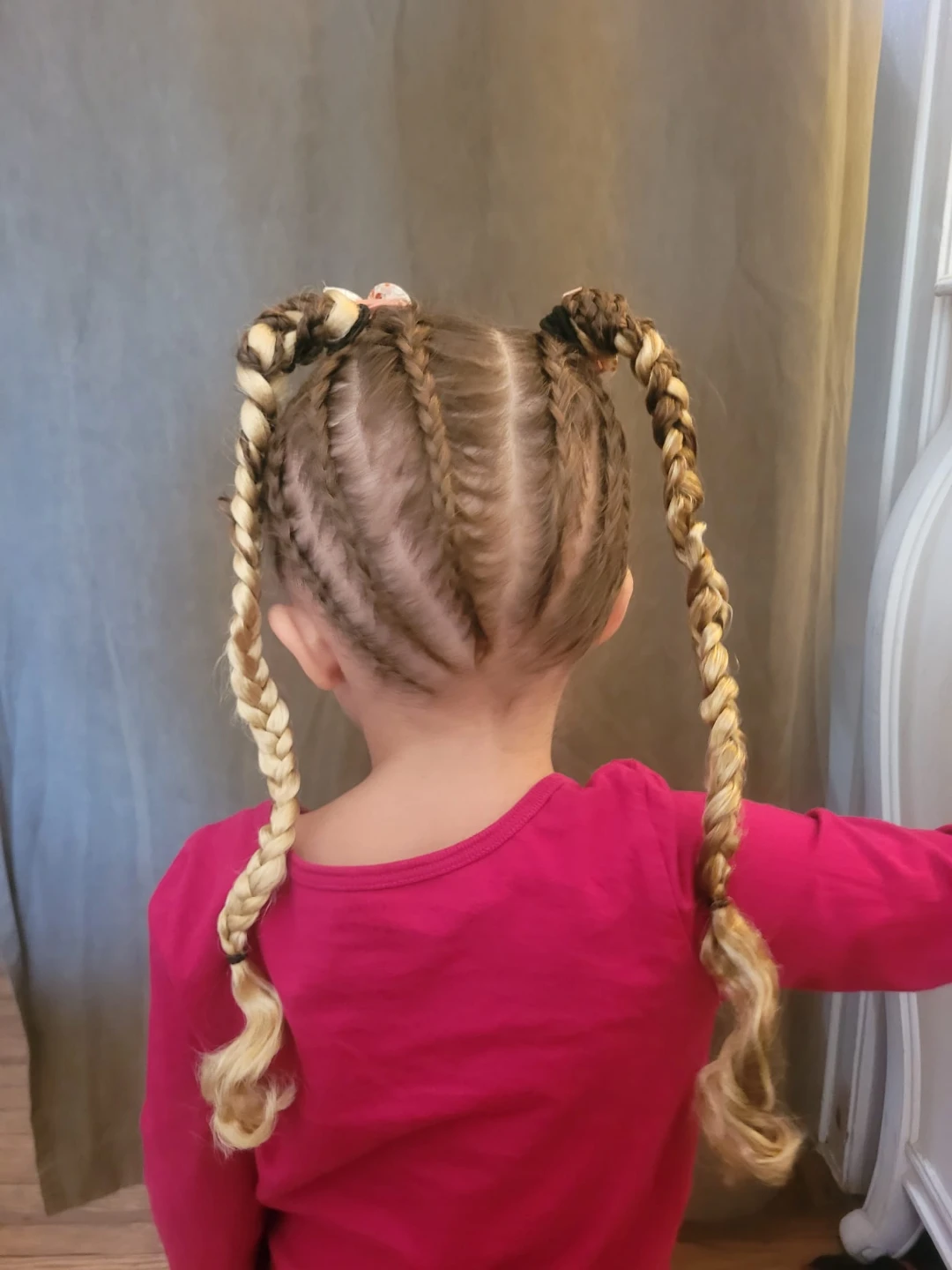 Little girl braided hair style - photo 4